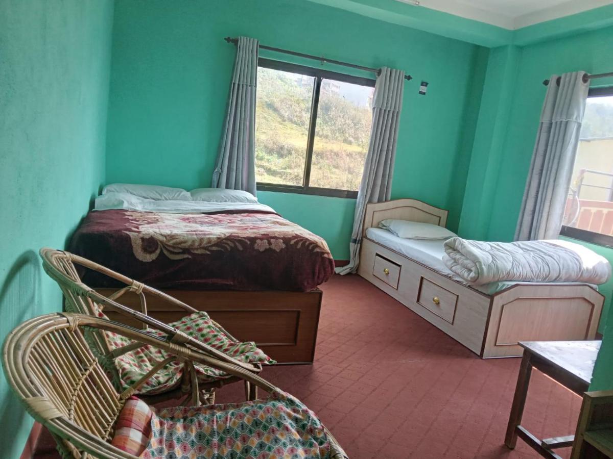 Tashidelek Guest Lodge & House ดูลิเคล ภายนอก รูปภาพ