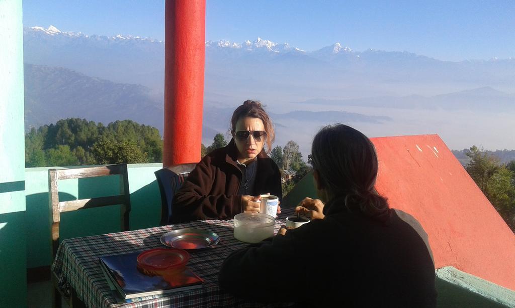 Tashidelek Guest Lodge & House ดูลิเคล ภายนอก รูปภาพ